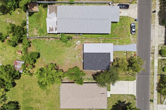3412 E HENRY AVENUE, Tampa, FL 33610