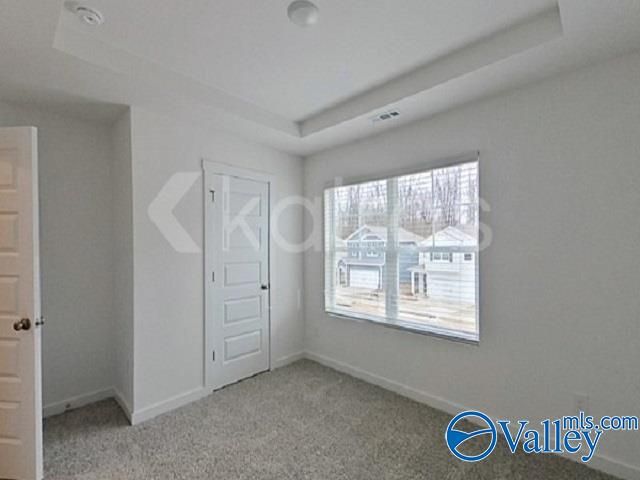 6135 Taramore Lane NW, Huntsville, AL 35806