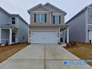 6135 Taramore Lane NW, Huntsville, AL 35806