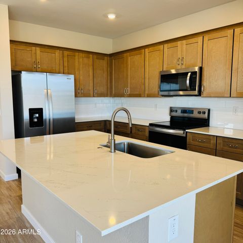 24072 W HACIENDA Avenue, Buckeye, AZ 85326