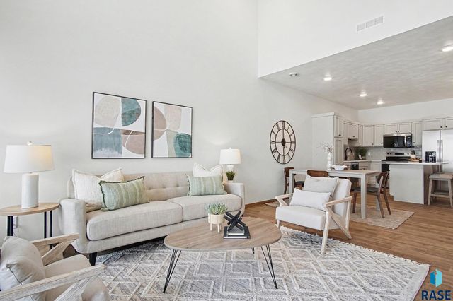 2523 E Cama Pl Place, Sioux Falls, SD 57108