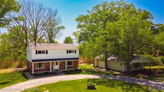 30100 Armada Ridge Road, Richmond, MI 48062