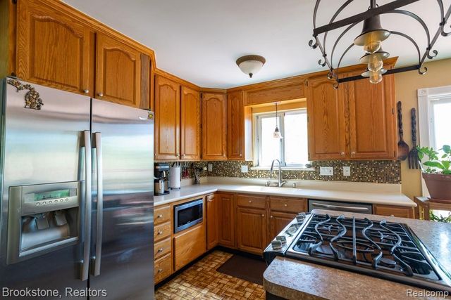 30100 Armada Ridge Road, Richmond, MI 48062