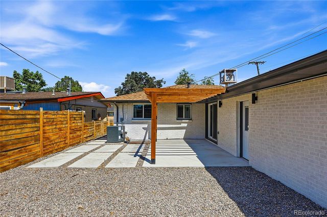 505 Zenobia Street, Denver, CO 80204