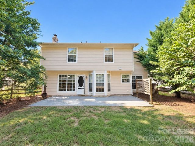 6803 Flat Creek Drive, Charlotte, NC 28277