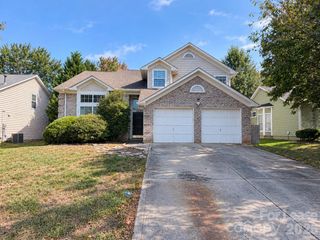 6803 Flat Creek Drive, Charlotte, NC 28277