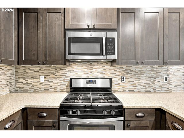 6812 Ne 66TH St, Vancouver, WA 98661