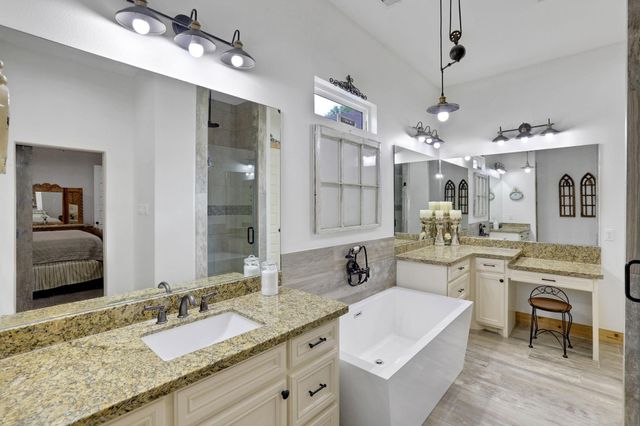 8500 Fostoria Road, Cleveland, TX 77328