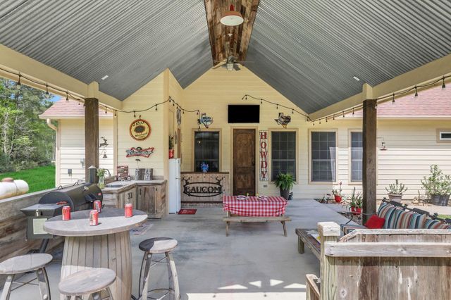 8500 Fostoria Road, Cleveland, TX 77328