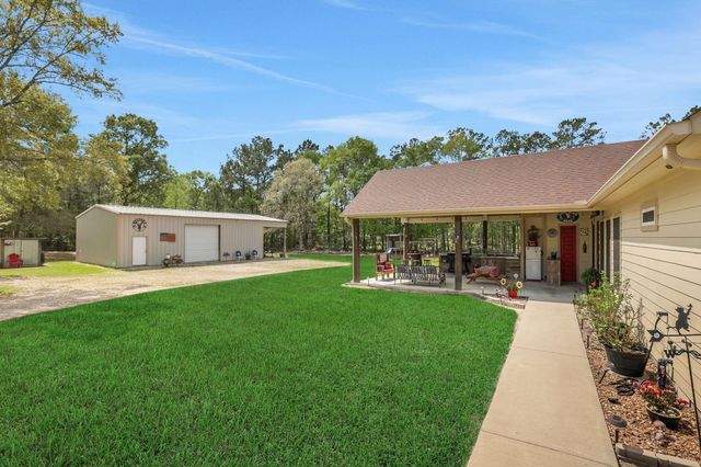 8500 Fostoria Road, Cleveland, TX 77328