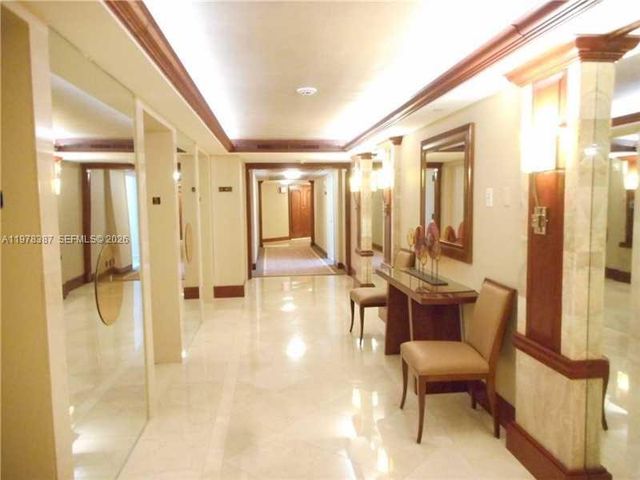 19667 Turnberry Way 15A, Aventura, FL 33180