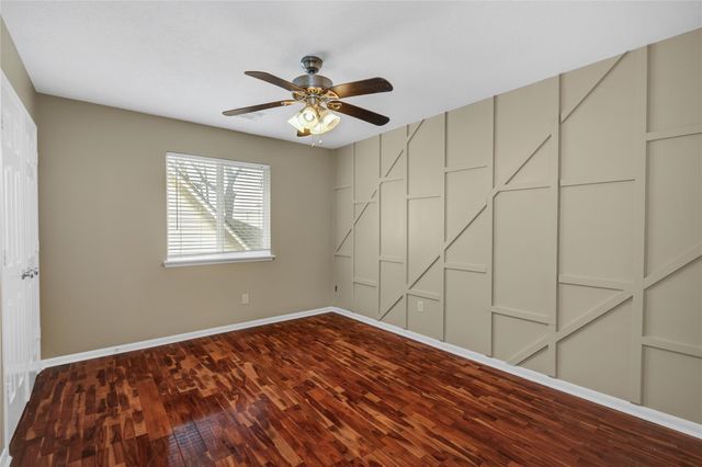 1427 Basswood Springs Court, Houston, TX 77062