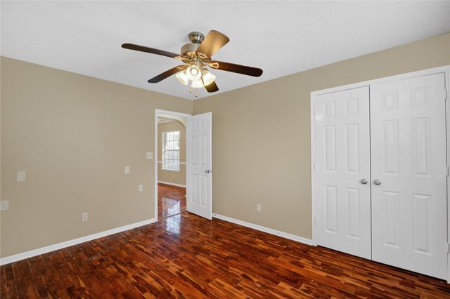 1427 Basswood Springs Court, Houston, TX 77062