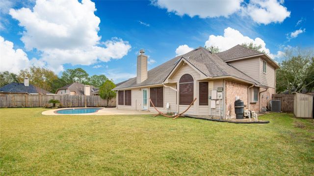 1427 Basswood Springs Court, Houston, TX 77062