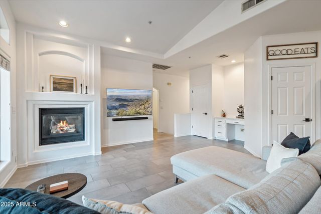 14000 N 94TH Street 1076, Scottsdale, AZ 85260