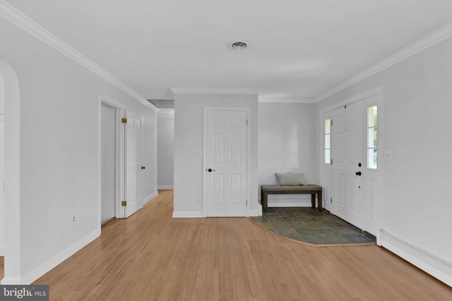 3300 HAWKS HILL RD, New Windsor, MD 21776