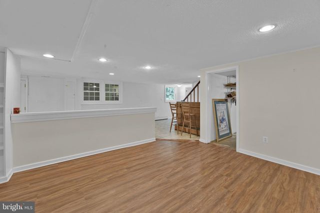 3300 HAWKS HILL RD, New Windsor, MD 21776