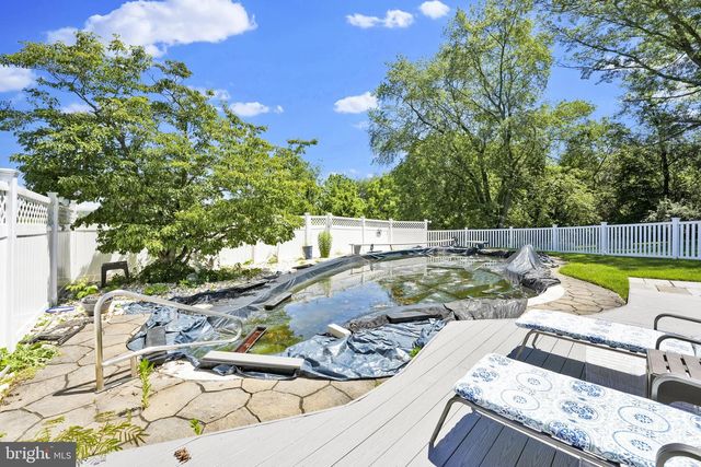 3300 HAWKS HILL RD, New Windsor, MD 21776