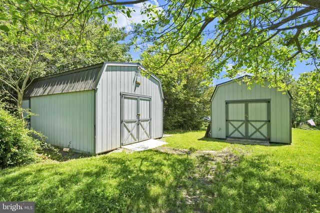 3300 HAWKS HILL RD, New Windsor, MD 21776