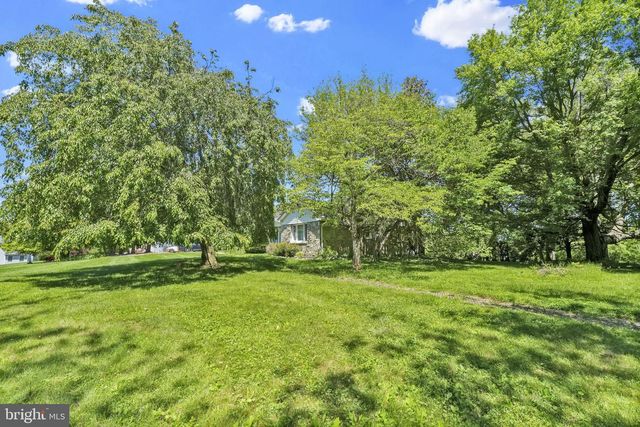 3300 HAWKS HILL RD, New Windsor, MD 21776