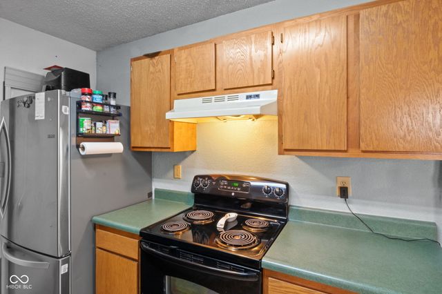 10323 Draycott Avenue, Indianapolis, IN 46236