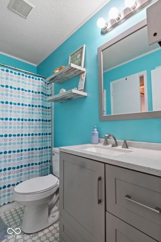 10323 Draycott Avenue, Indianapolis, IN 46236