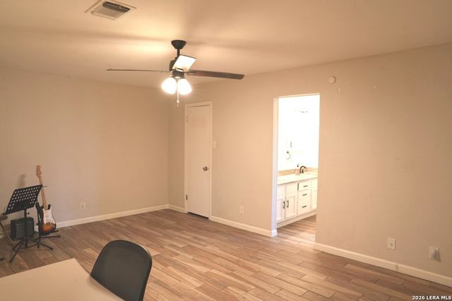 3402 Tree Hill, San Antonio, TX 78230