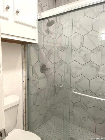 3402 Tree Hill, San Antonio, TX 78230