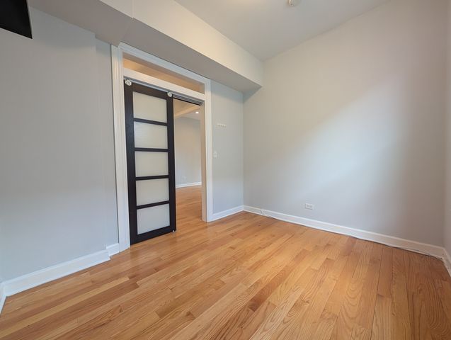 1911 W Addison Street 3, Chicago, IL 60613