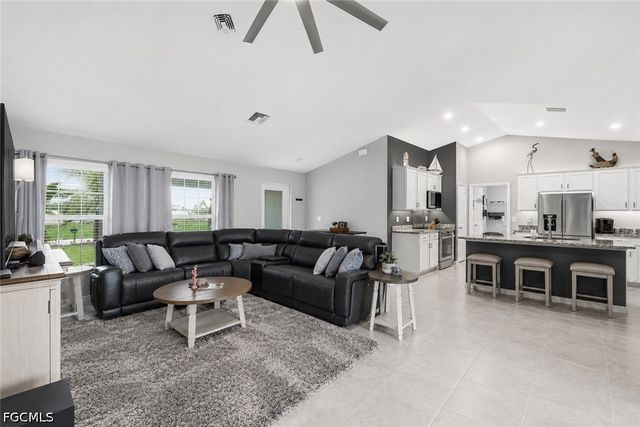 4135 NW 32nd TER, Cape Coral, FL 33993