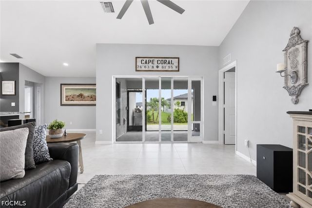 4135 NW 32nd TER, Cape Coral, FL 33993