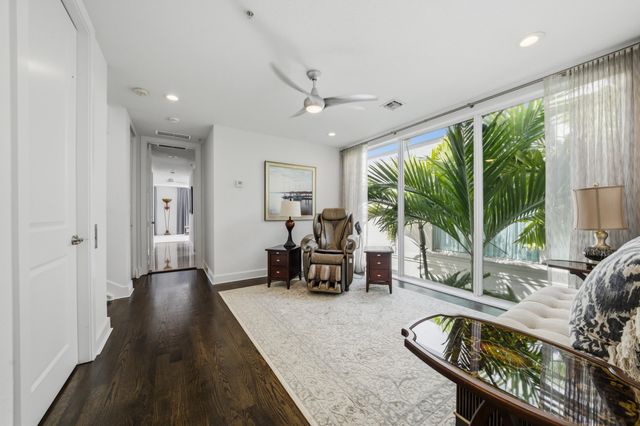 69 Isle Of Venice Drive, Fort Lauderdale, FL 33301