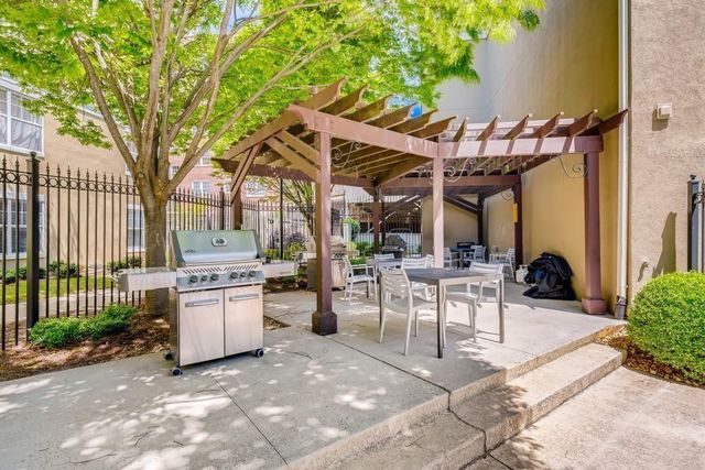 800 Peachtree Street NE 2104, Atlanta, GA 30308