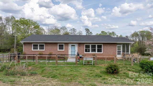 118 Whitley Road, Morganton, NC 28655