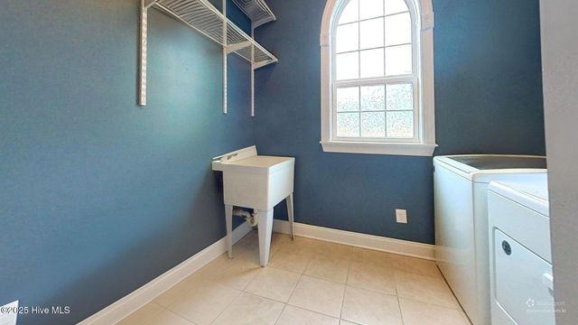 1911 Gastonia Road, Southport, NC 28461