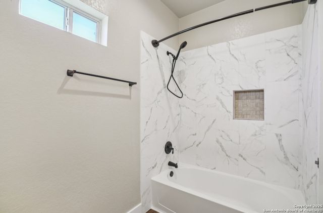 8366 Ventura Blvd, Schertz, TX 78154