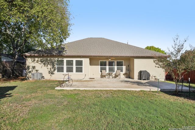 8366 Ventura Blvd, Schertz, TX 78154