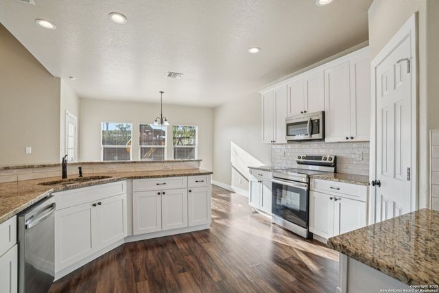 8366 Ventura Blvd, Schertz, TX 78154