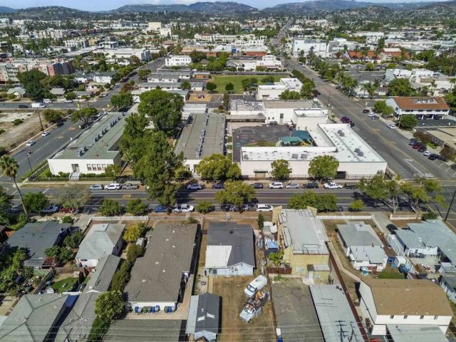 127 W 5Th Avenue, Escondido, CA 92025
