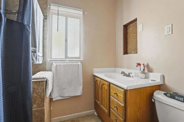 127 W 5Th Avenue, Escondido, CA 92025