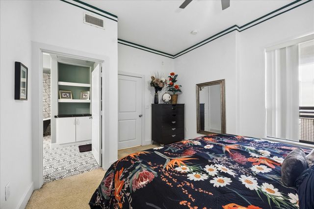 1901 Post Oak Boulevard 3216, Houston, TX 77056