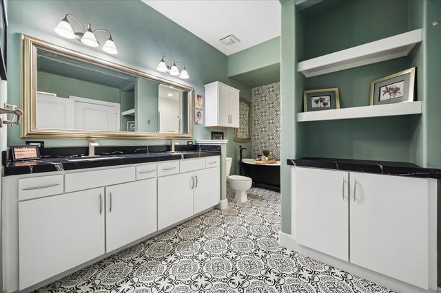 1901 Post Oak Boulevard 3216, Houston, TX 77056
