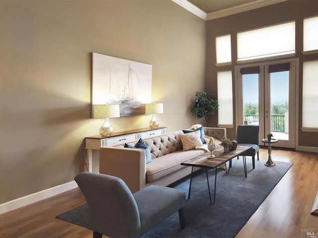 1161 Castle Oaks Dr, Napa, CA 94558