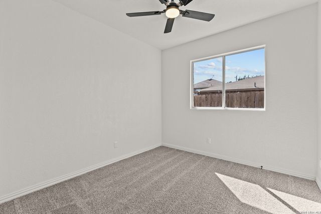 7502 CAMINO MNR, Boerne, TX 78015