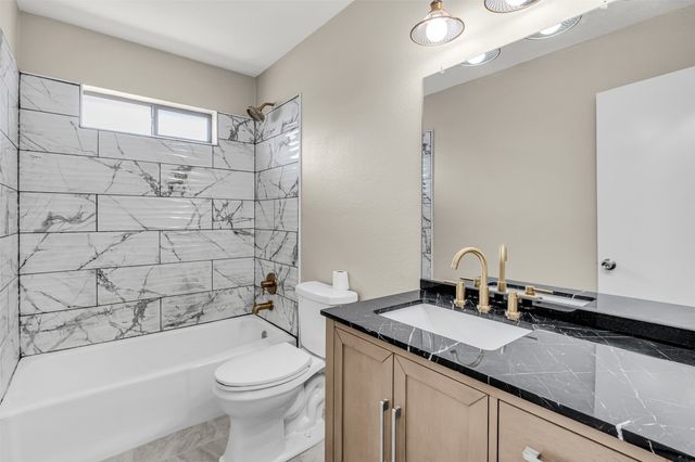 6610 Glen Falls Drive, Arlington, TX 76001