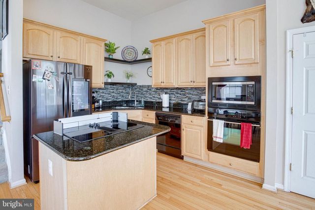 15688 WILLIAM BAYLISS CT, Woodbridge, VA 22191