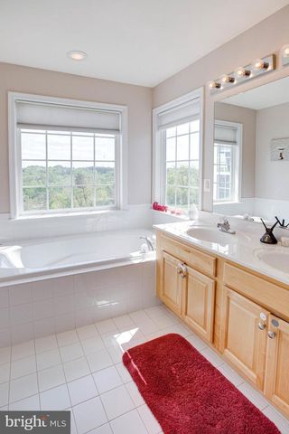 15688 WILLIAM BAYLISS CT, Woodbridge, VA 22191