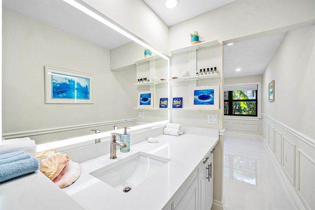 2016 SW 29th Court 5b1, Delray Beach, FL 33445