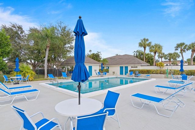 2016 SW 29th Court 5b1, Delray Beach, FL 33445