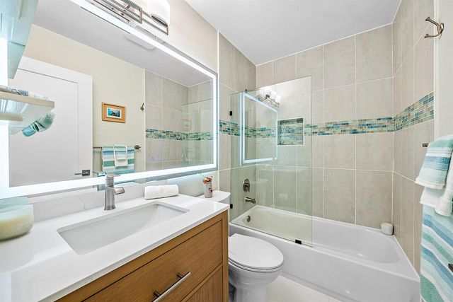 2016 SW 29th Court 5b1, Delray Beach, FL 33445